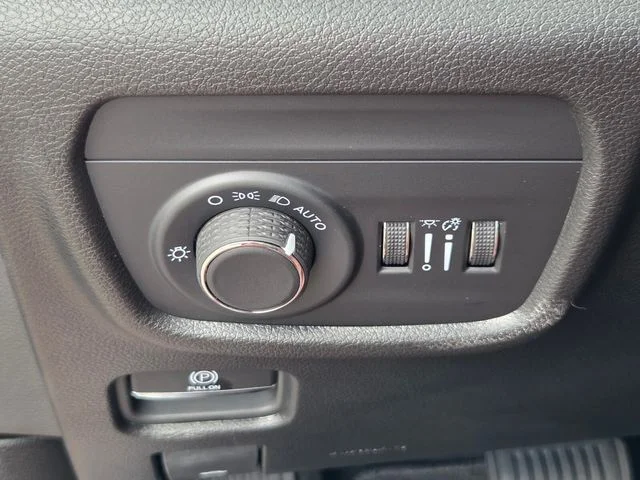 2024 Jeep Grand Cherokee L Altitude - Photo 28