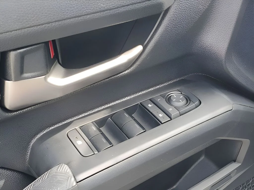 2025 Toyota Tacoma TRD Sport - Photo 45