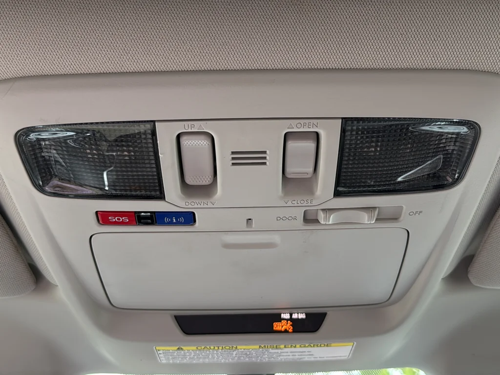 Used 2018 Gray Subaru 2.5i image 28