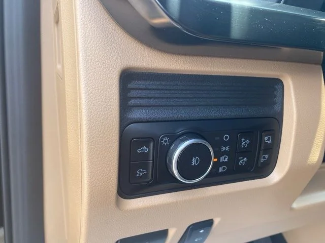 New 2026 Agate Black Metallic Ford F-350® Lariat® image 17
