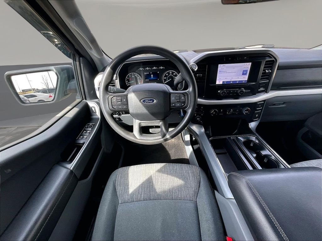 Used 2023 Silver Ford XLT image 12