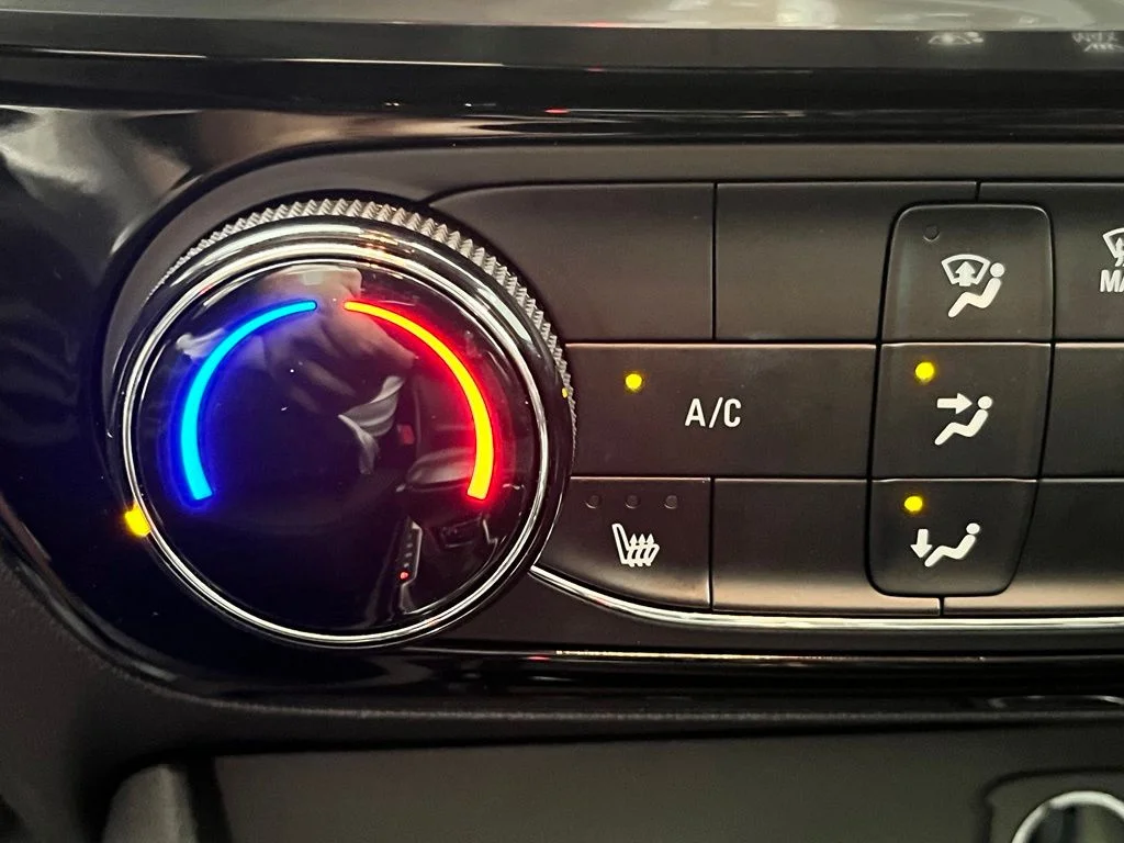 Used 2024 Red Buick Sport Touring image 6