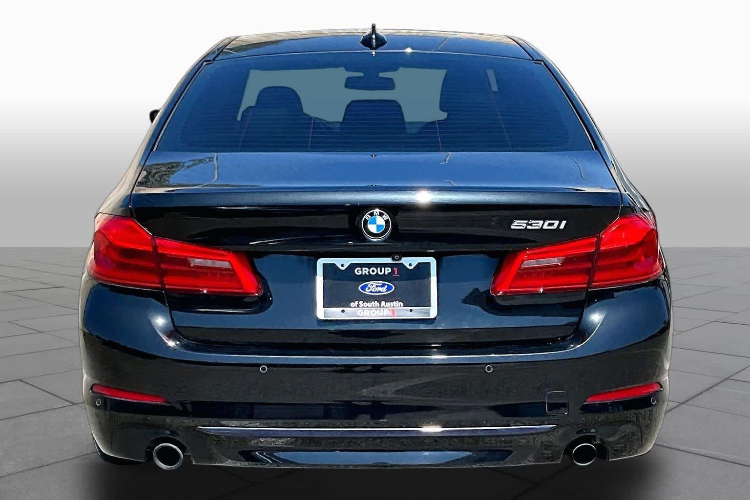 Pre-Owned 2019 BMW 5 Series 530i
