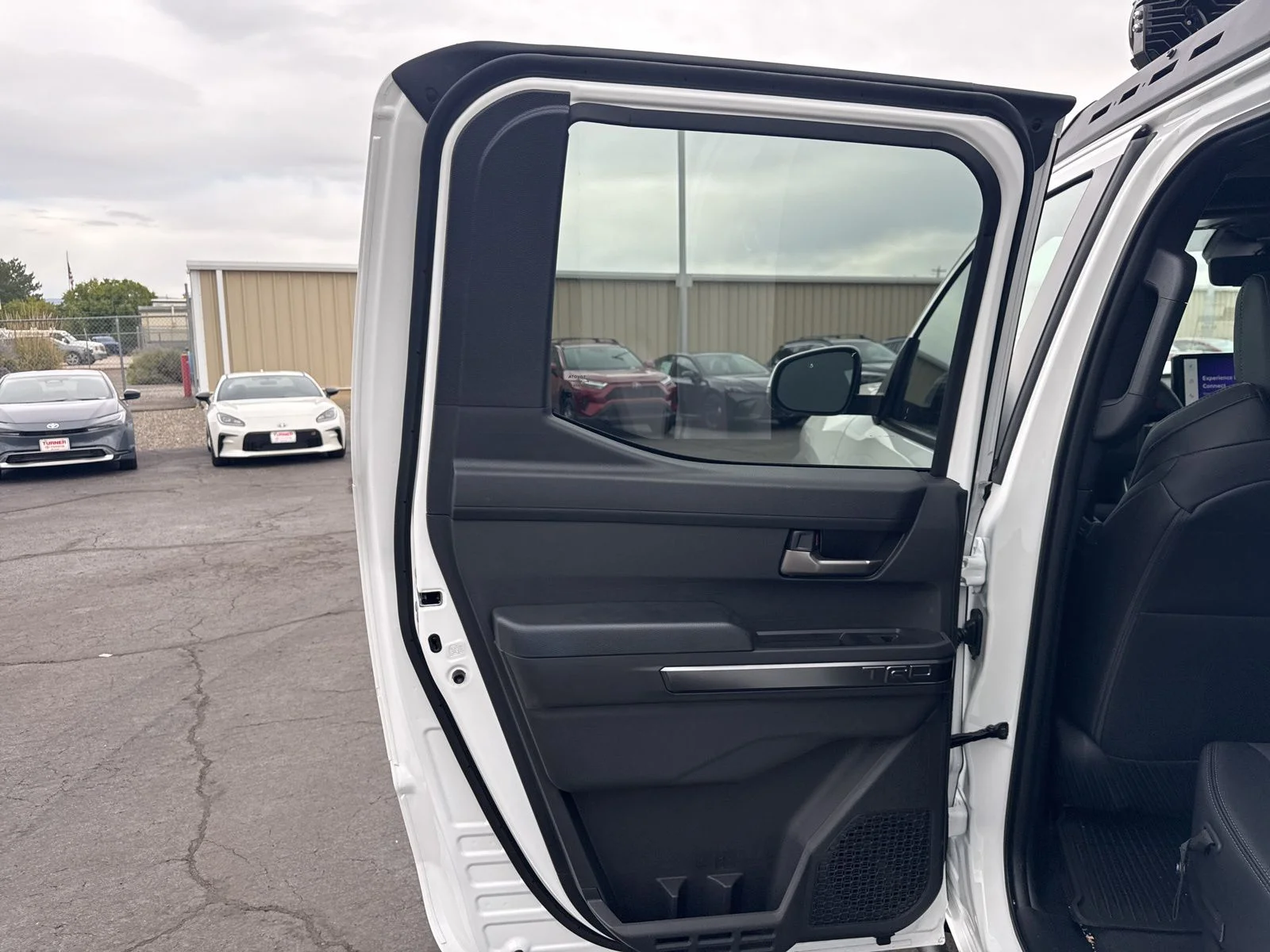 2025 Toyota Tacoma TRD Off Road - Photo 32
