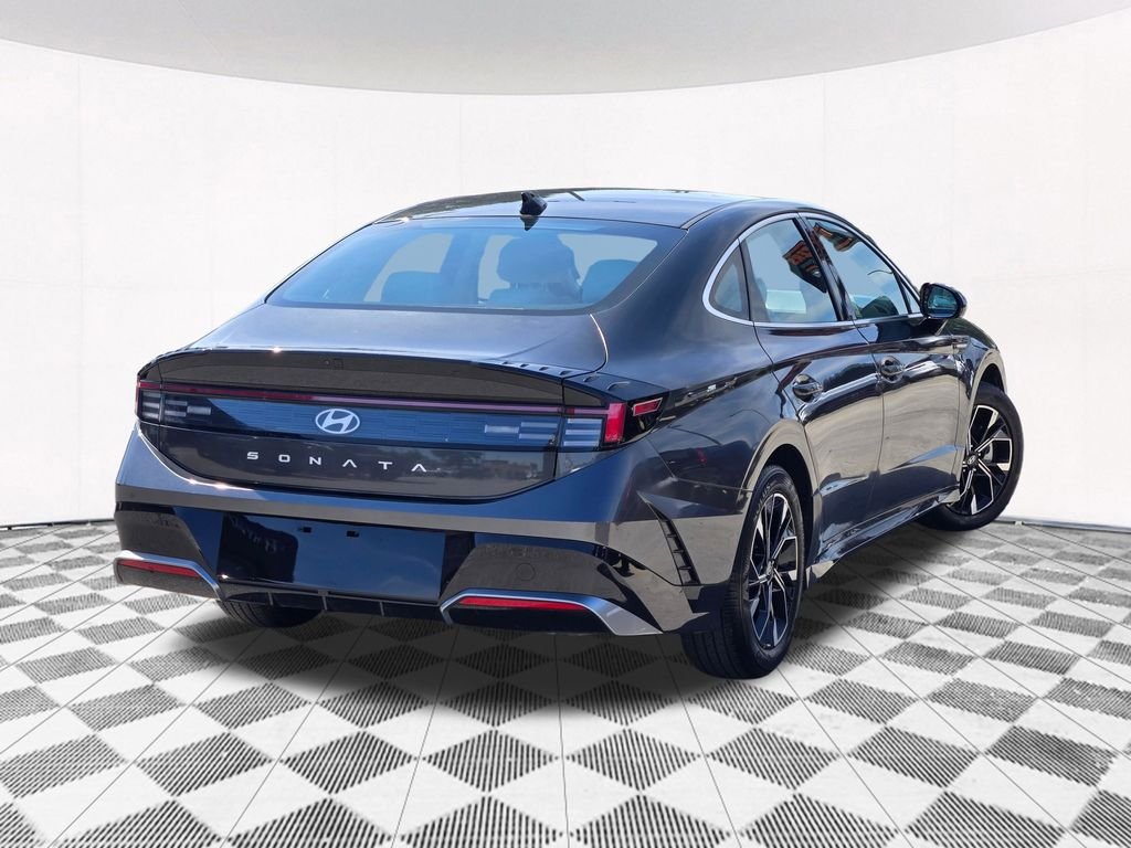 Certified Used 2025 Gray Hyundai SEL image 17