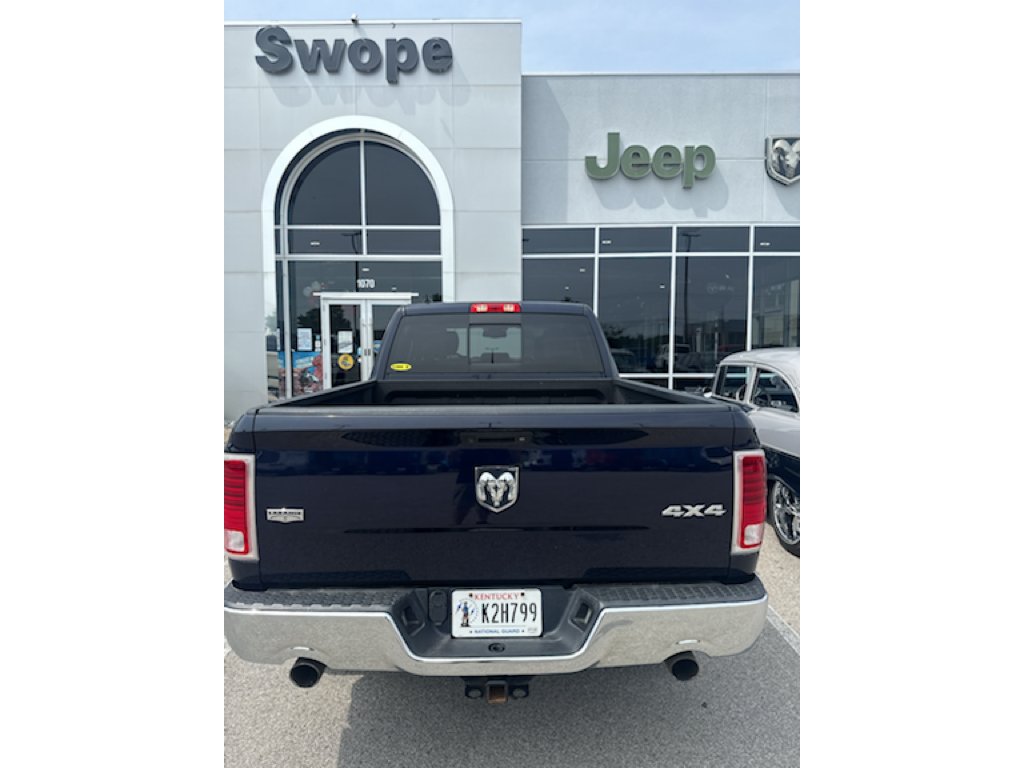 Used 2017 True Blue Pearlcoat Ram Laramie image 6
