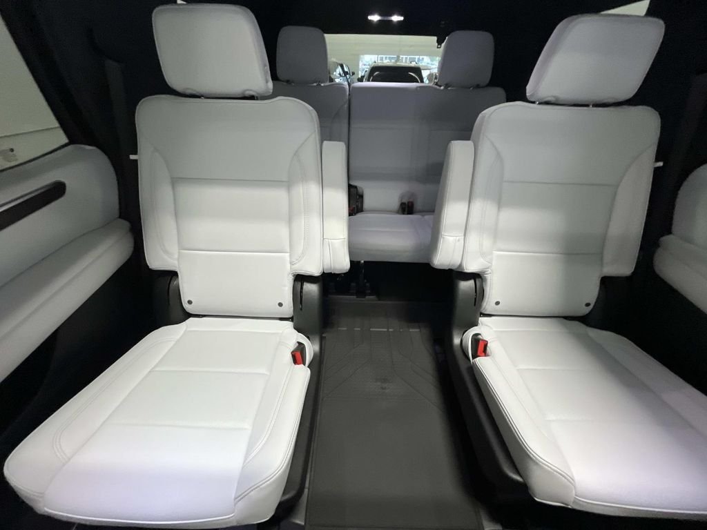 2026 Chevrolet Tahoe Premier - Photo 30