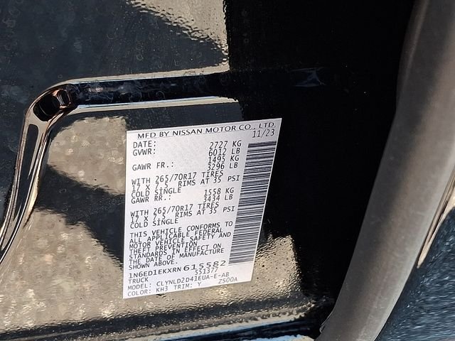 Used 2024 Black Nissan PRO-4X image 34