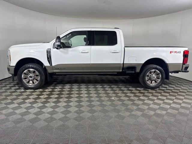 New 2026 Star White Metallic Tri-Coat Ford King Ranch image 5