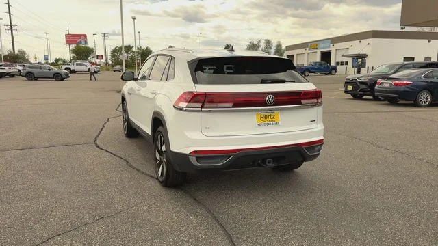 Used 2025 White Volkswagen 2.0T SE w/Technology image 7