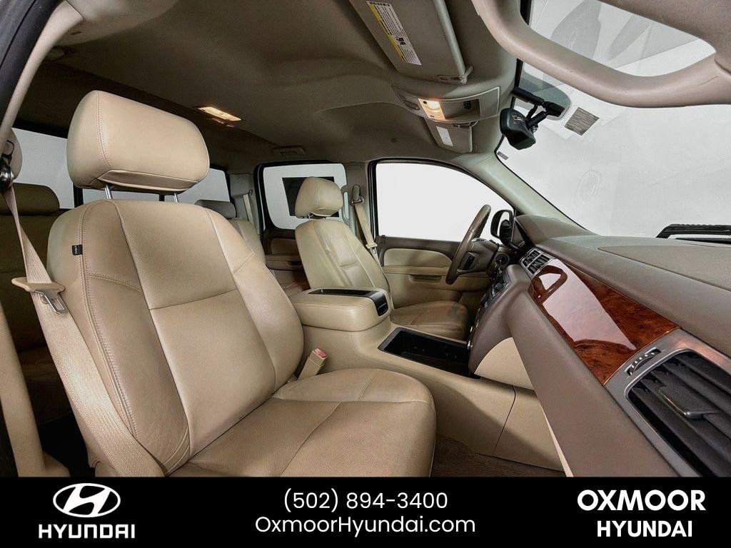Used 2012 White Diamond Tricoat GMC SLT image 26