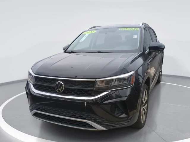 Used 2022  Volkswagen 1.5T SE image 1