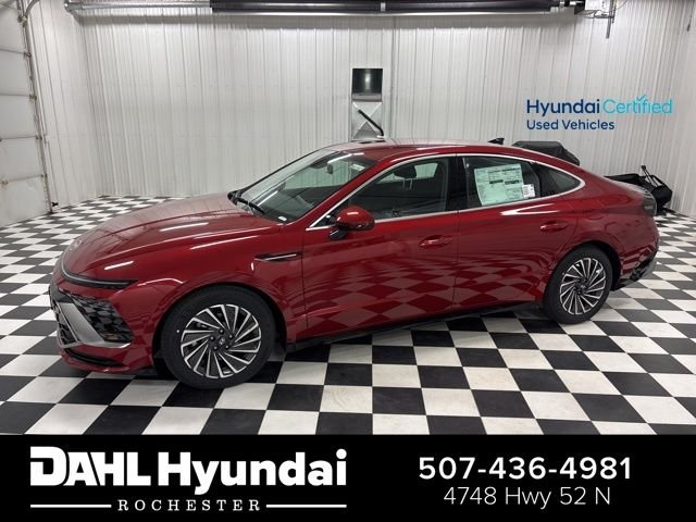 2025 Hyundai Sonata SEL's photo