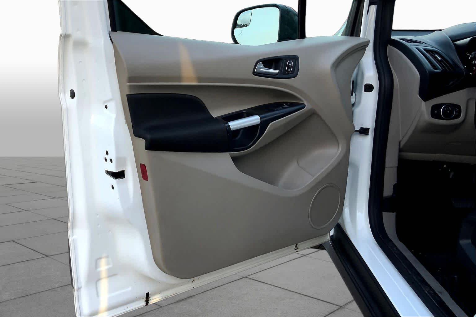 Used 2023 Frozen White Ford XLT image 20