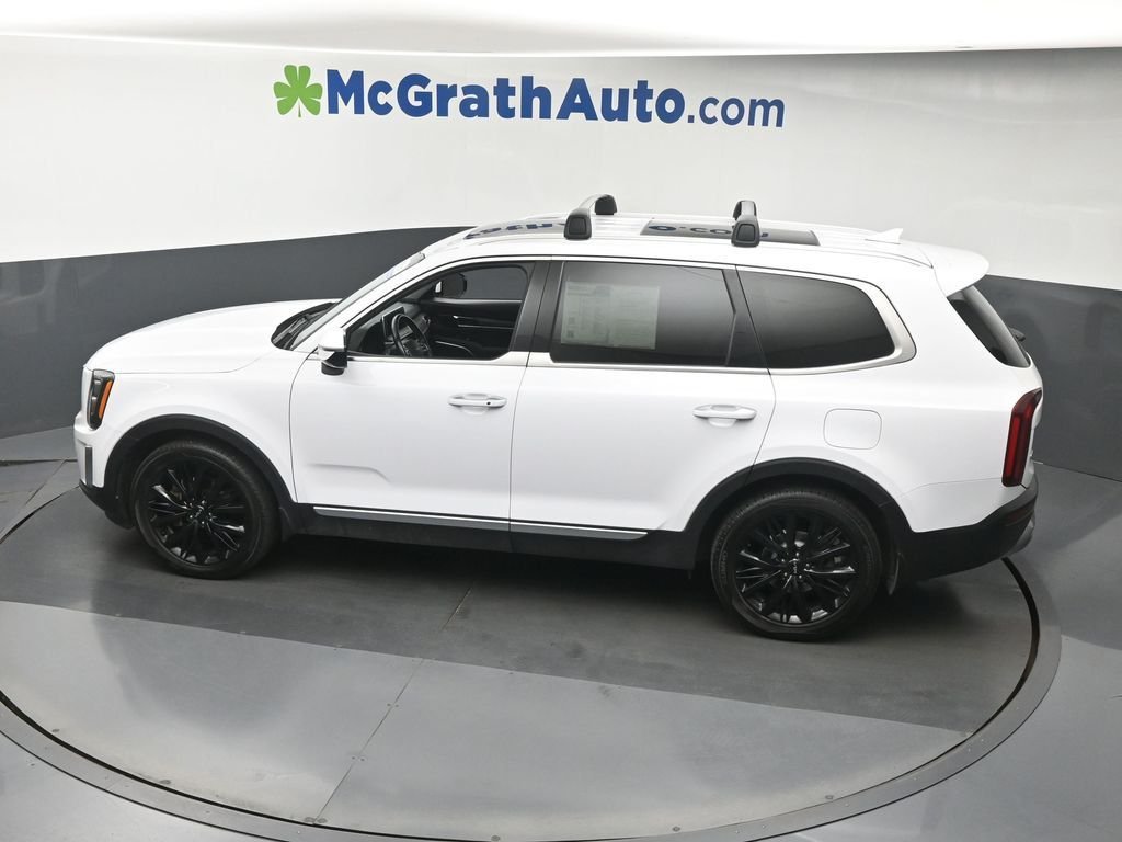 Used 2022 White Kia SX image 26