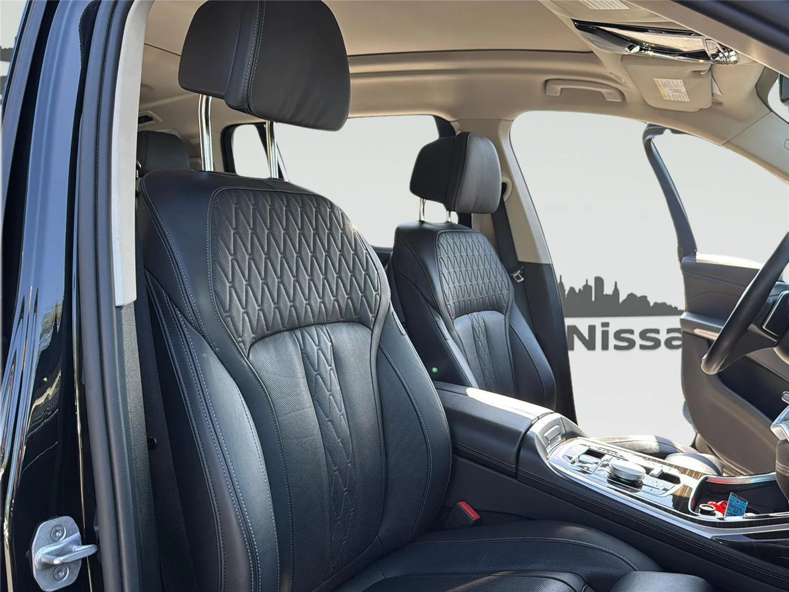2025 BMW X7 40i - Photo 35