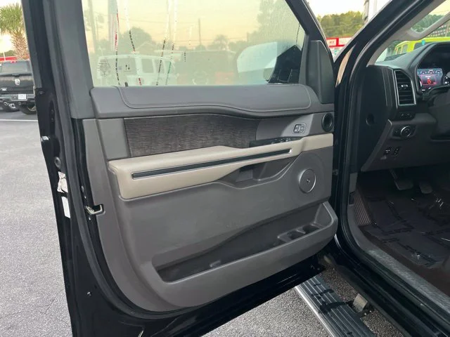 Used 2021 Black Ford Limited image 5