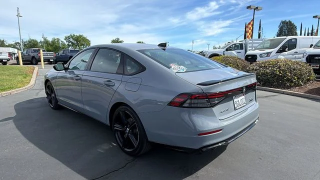 2023 Honda Accord Hybrid Sport-L - Photo 6