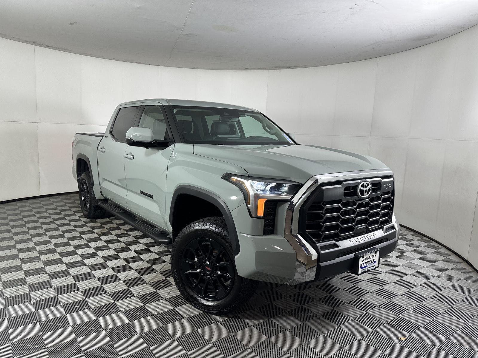 Used 2024 Lunar Rock Toyota SR5 image 18