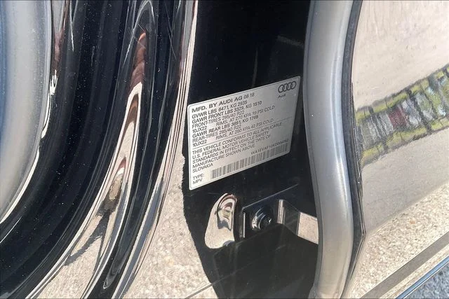 Used 2019  Audi 3.0T Premium Plus image 31