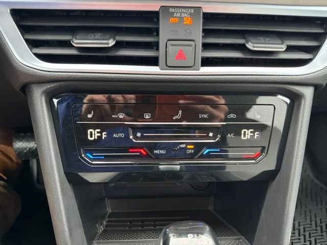 New 2026 White Volkswagen 1.5T SE image 18