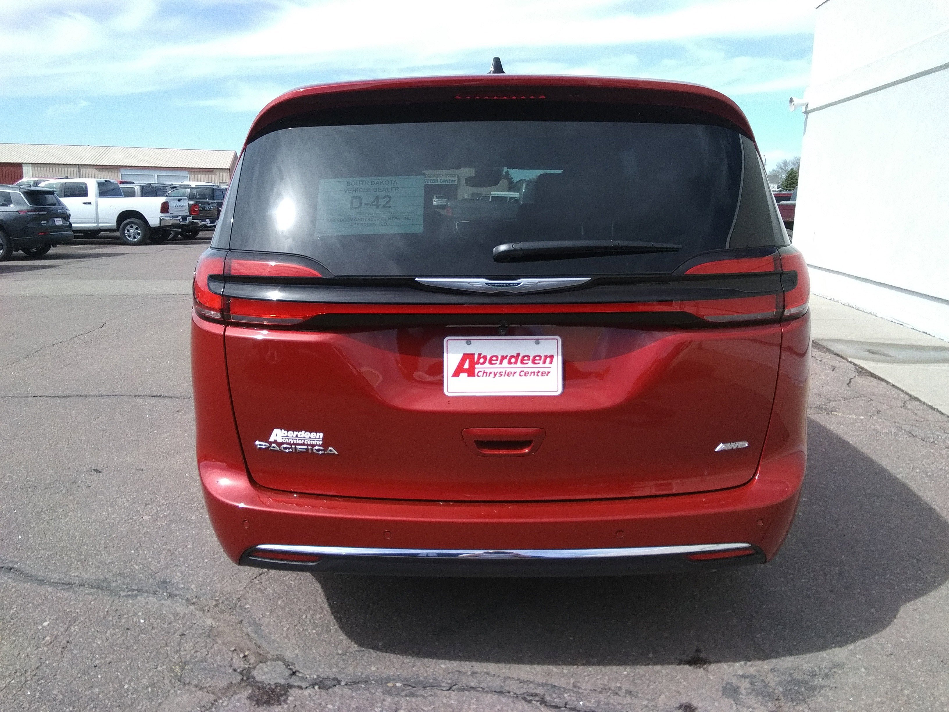 New 2026 Red Hot Pearl-Coat Exterior Paint Chrysler Select image 6
