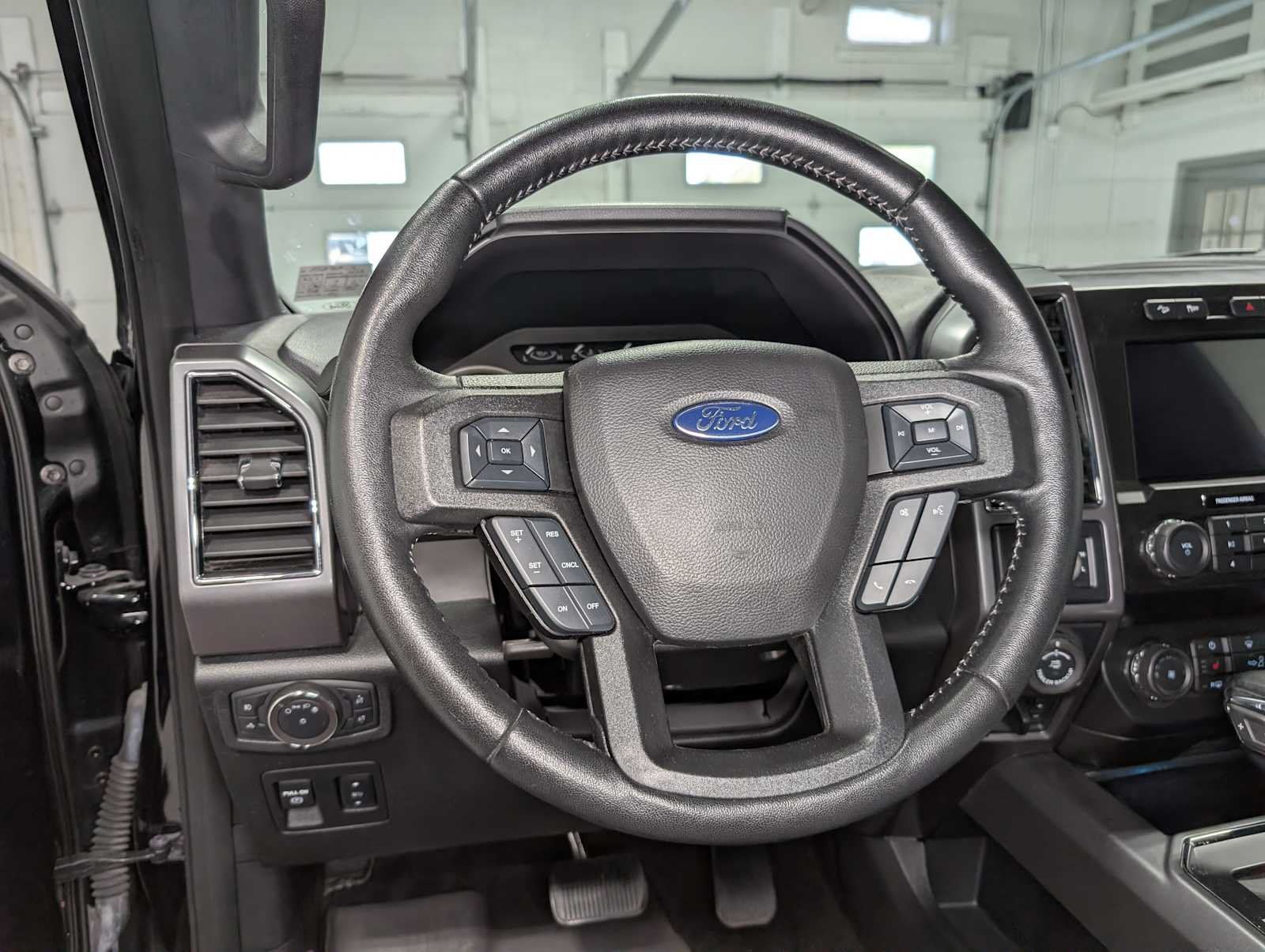 Used 2020 Agate Black Ford XLT image 41
