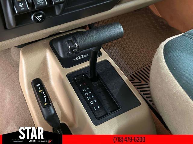 Used 1997 Green Jeep SE image 30