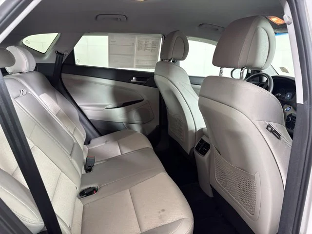 Used 2017 White Hyundai Sport image 5