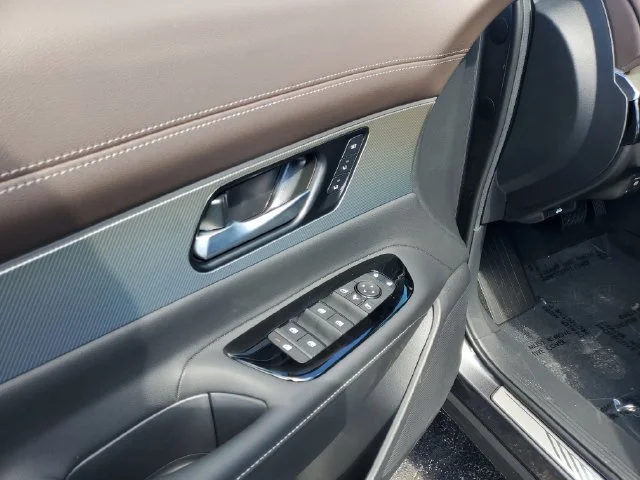 2026 Nissan Murano Platinum - Photo 7