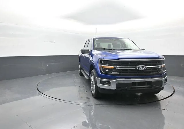 New 2026 Blue Ford XLT image 4