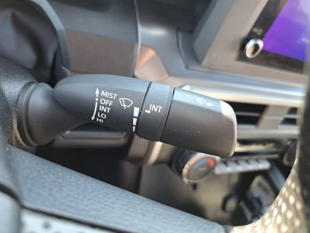 Used 2025  Toyota SR5 image 24