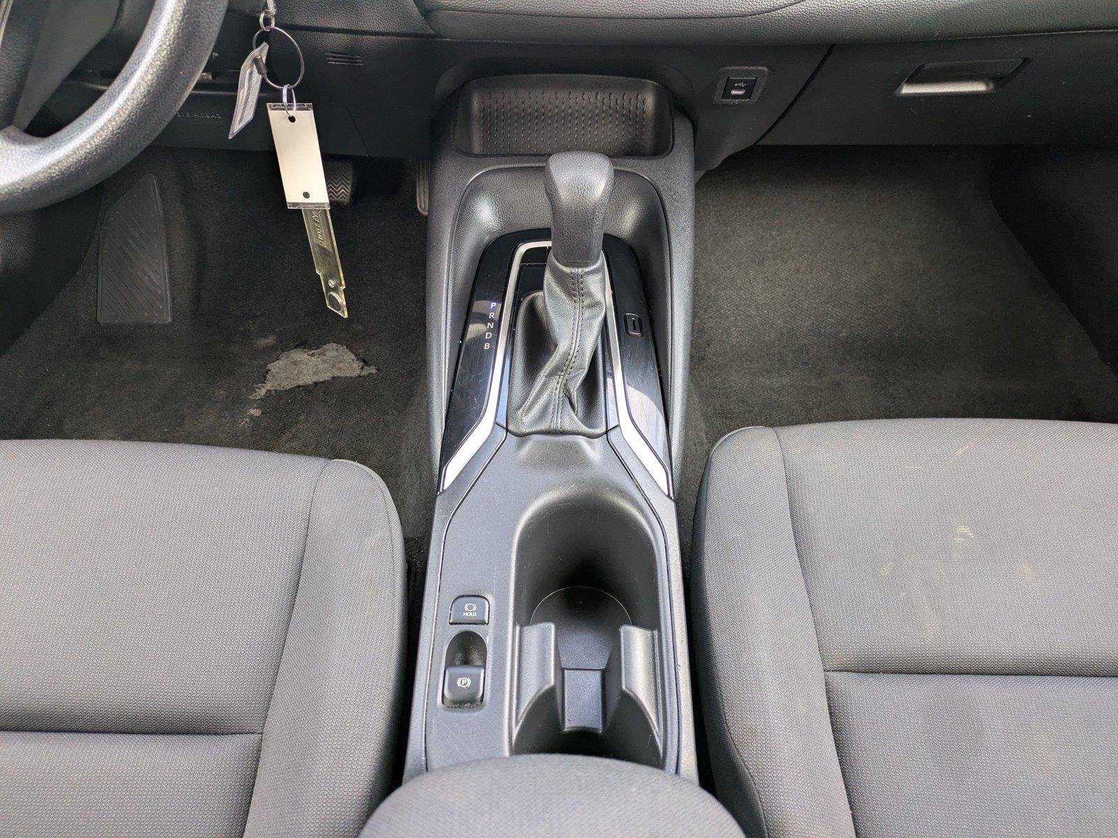 Used 2024  Toyota LE image 18