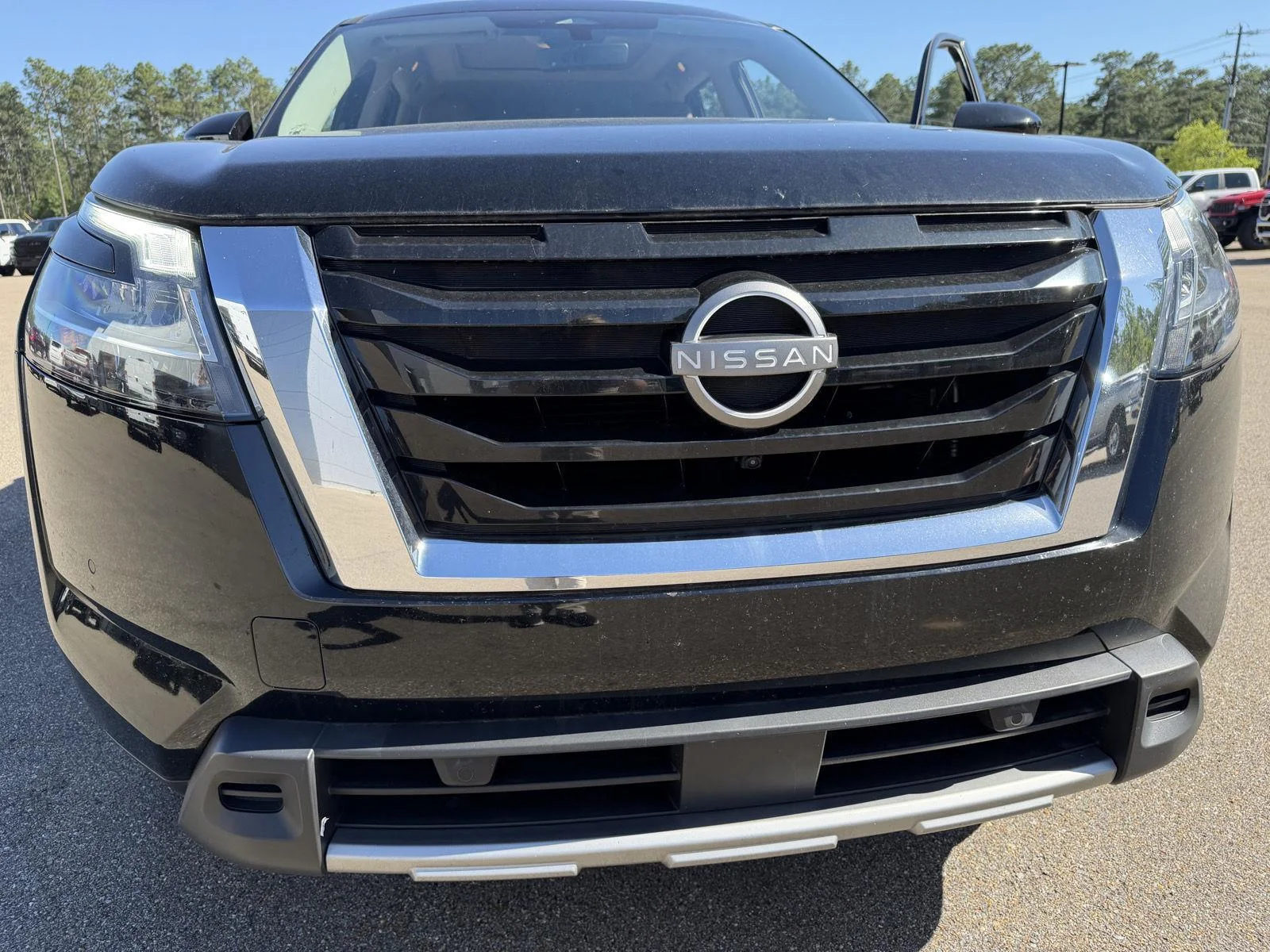 Used 2023 Super Black Nissan Platinum image 24
