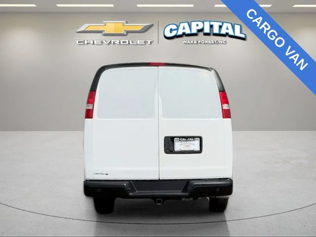 Used 2023 Summit White Chevrolet WT image 4