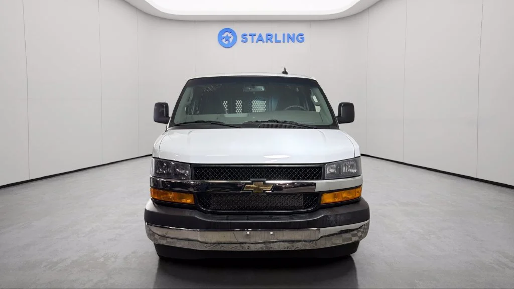 Used 2025 Summit White Chevrolet WT image 17