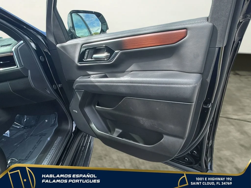 Certified Used 2025 Onyx Black GMC Denali image 35