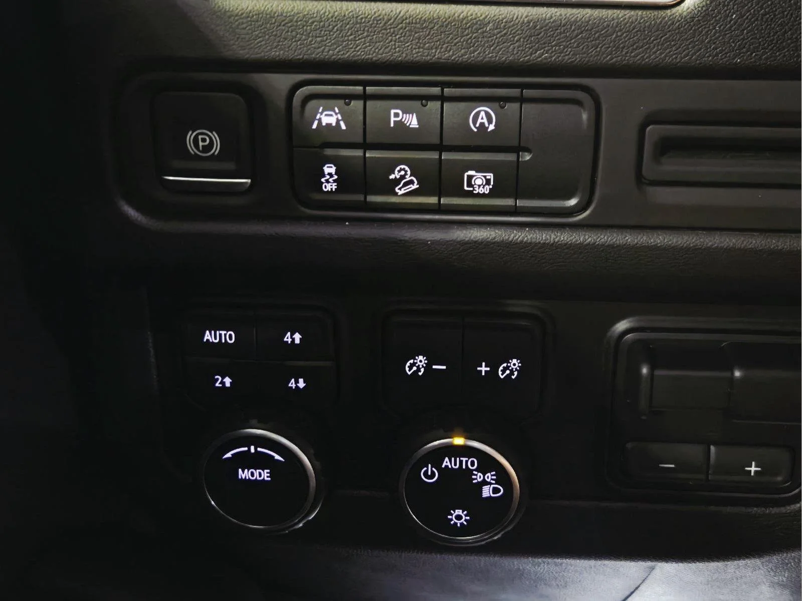 Certified Used 2024 Black Chevrolet Z71 image 14