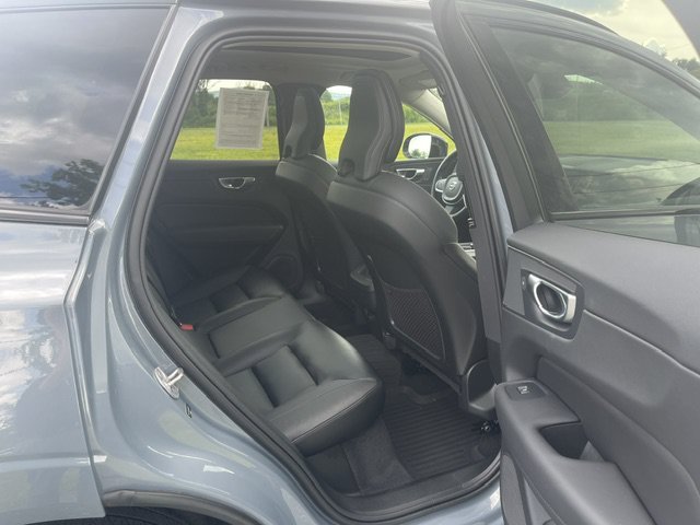 Used 2024 Gray Volvo Core Dark Theme image 13