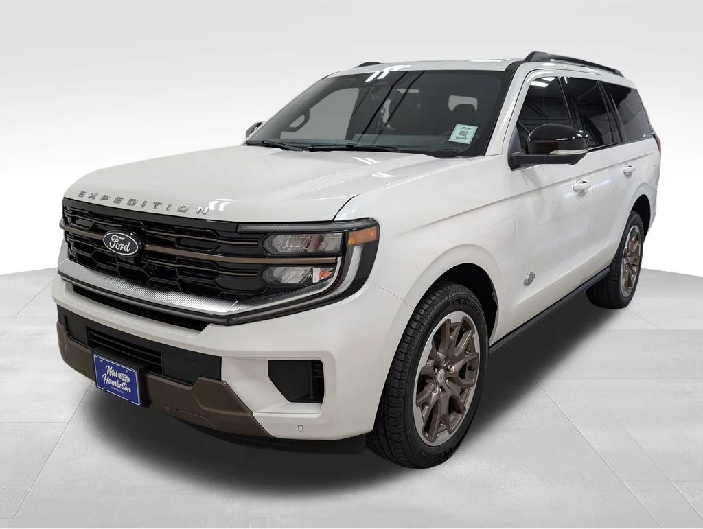 New 2027 Star White Metallic Tri-Coat Ford King Ranch® image 19