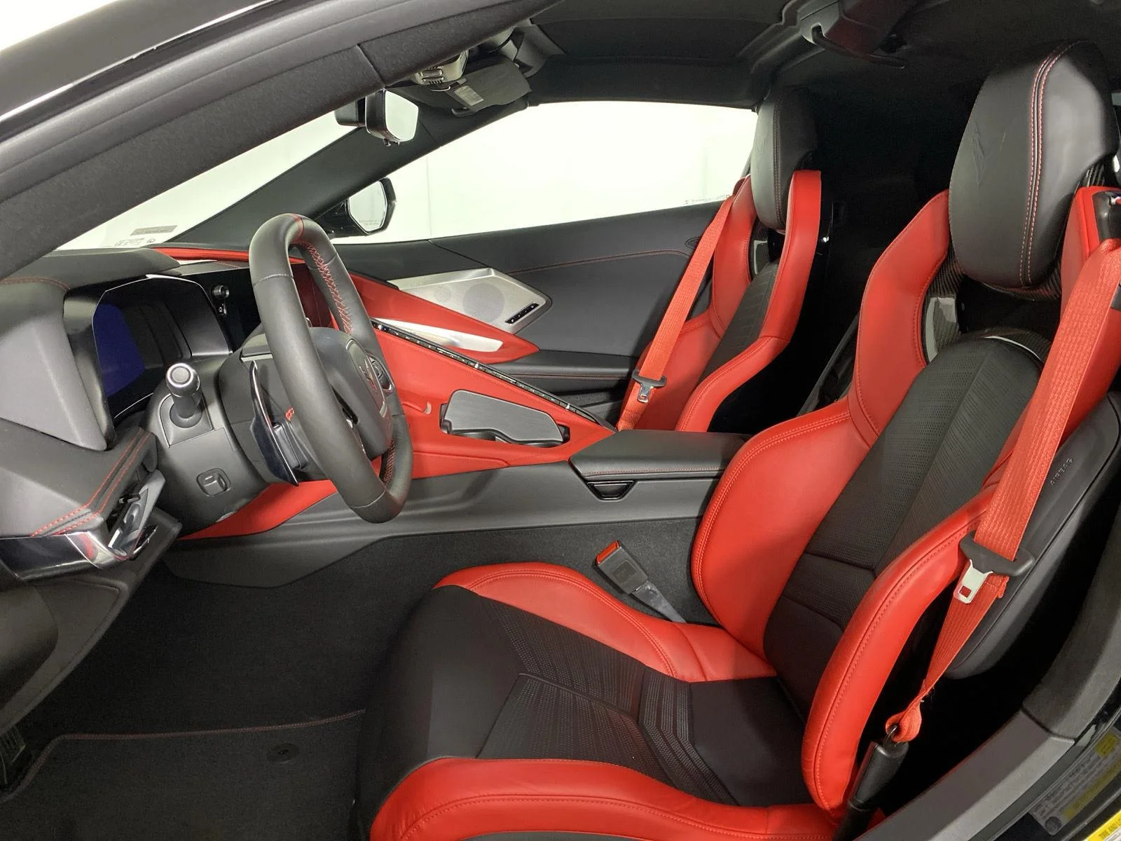 Used 2020 BLACK Chevrolet 2LT image 10