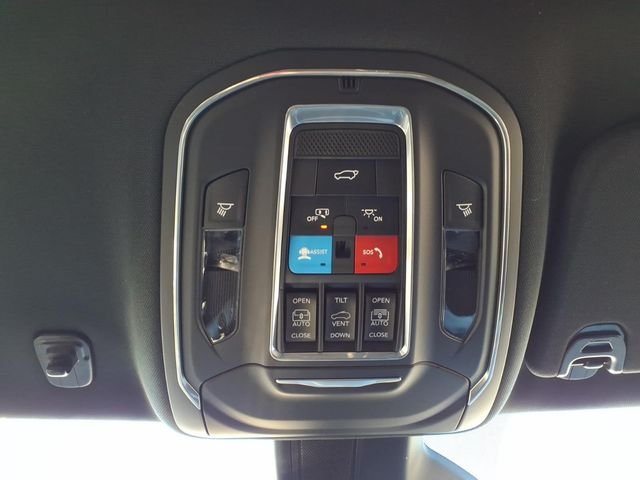 New 2026 High Gloss Black Exterior Paint Jeep Limited Altitude image 23