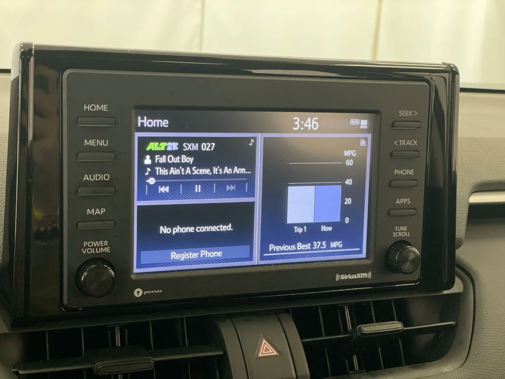 Used 2022 Silver Sky Metallic Toyota XLE image 13