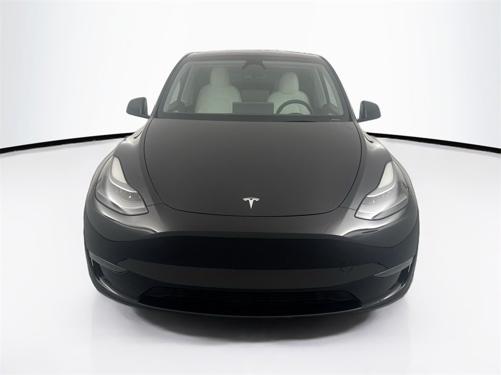 Used 2024 Tesla Model Y Long Range with VIN 7SAYGDED1RA332402 for sale in Kansas City