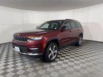 Used 2025 Velvet Red Pearlcoat Jeep Limited image 5