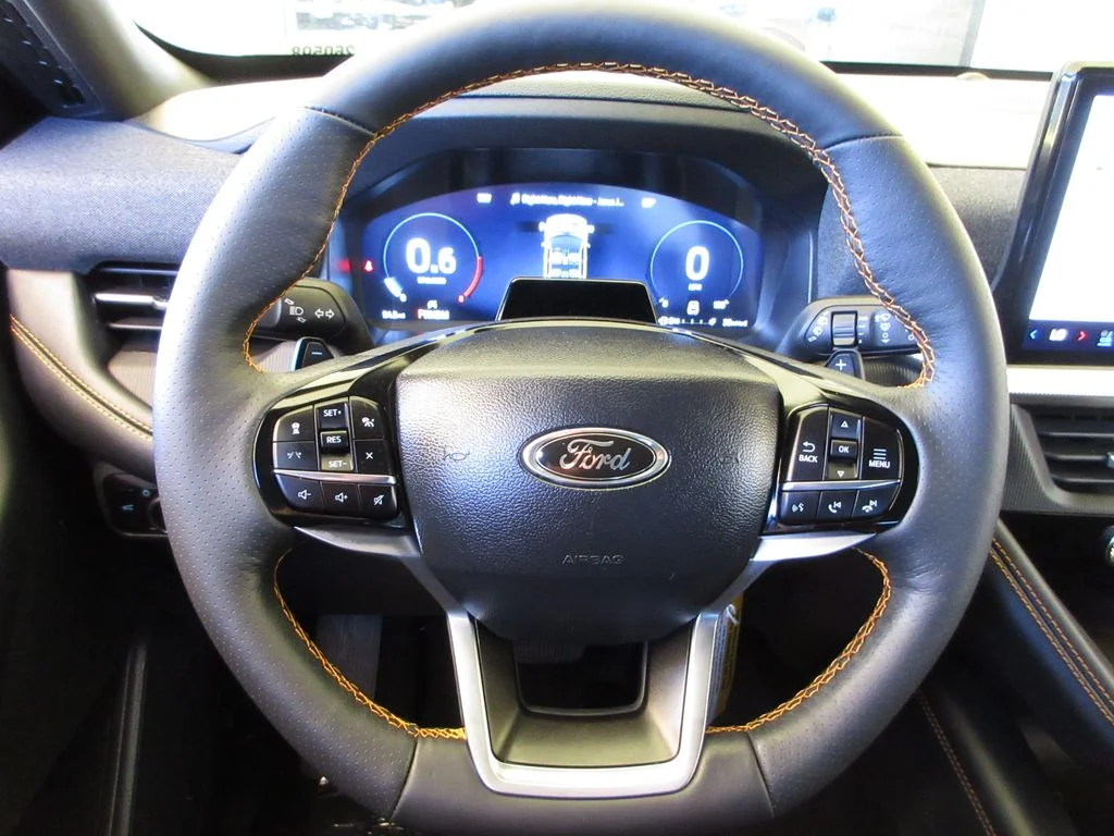 2026 Ford Explorer Tremor - Photo 14