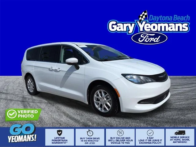 Certified Used 2023 Bright White Clearcoat Chrysler LX image 1