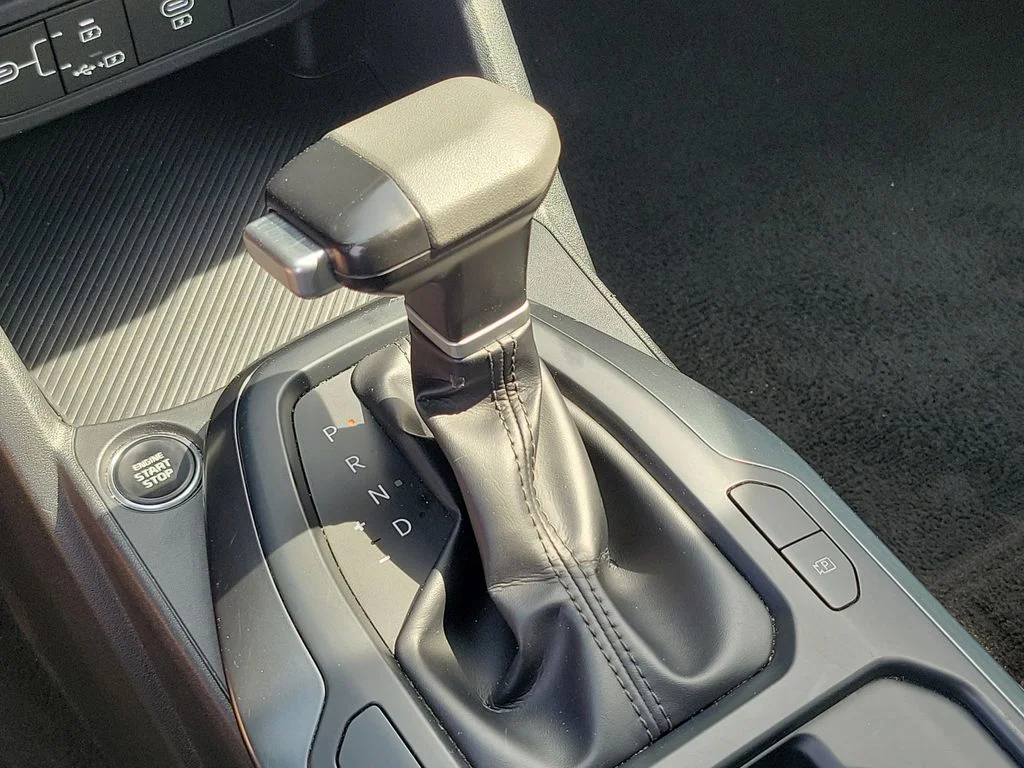 2025 Kia K4 LXS - Photo 33