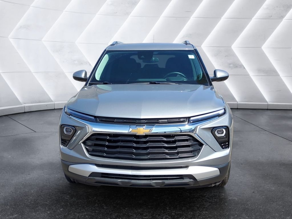 Used 2025 Gray Chevrolet LT image 2
