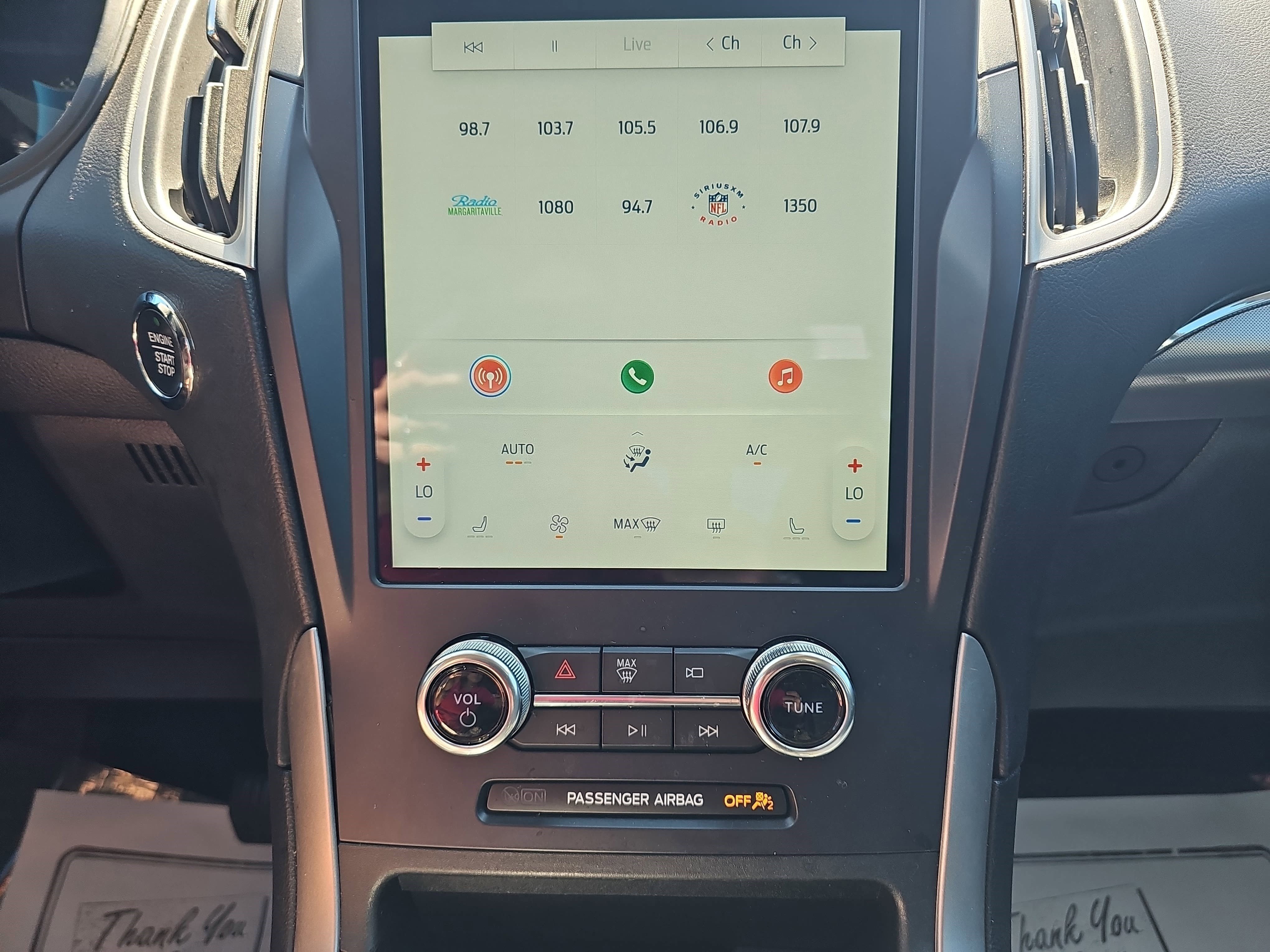 Used 2022 Black Metallic Ford SEL image 19